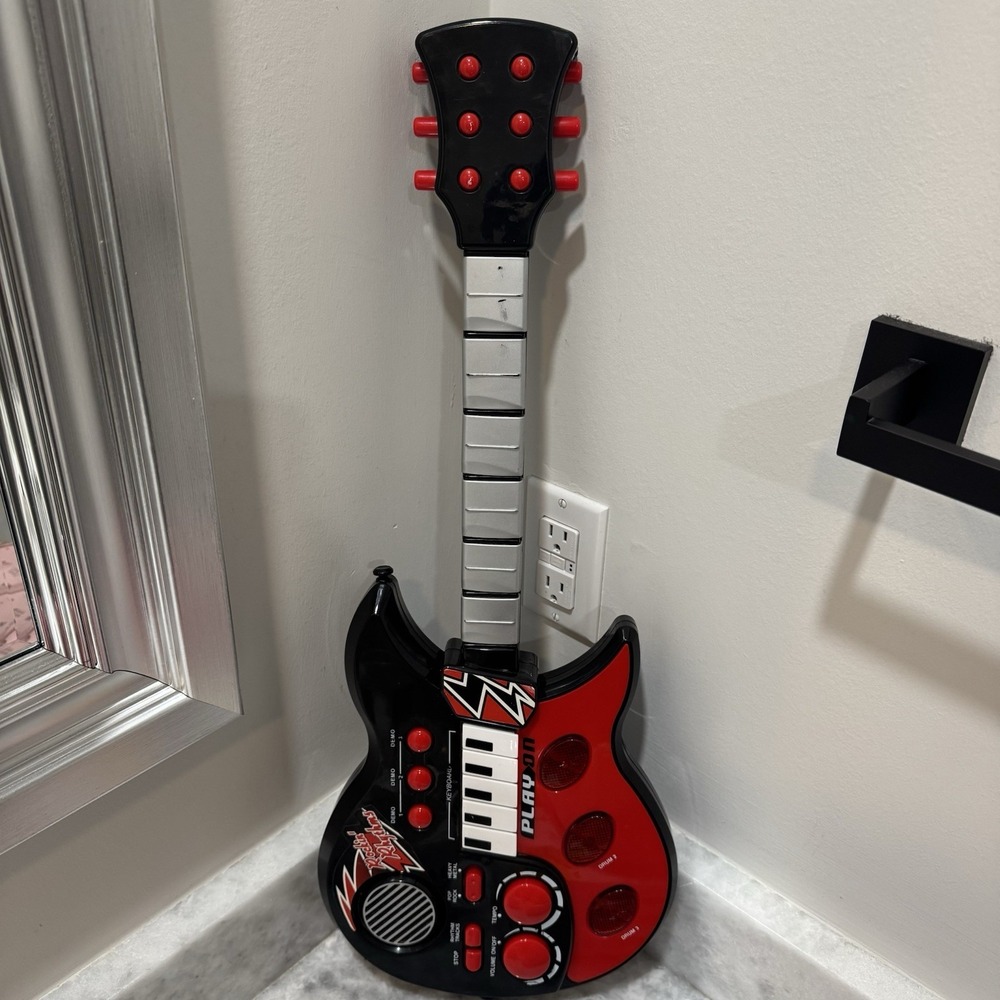 Vintage Rockin' rhythms keyboard toy guitar toy working tested Toys R Us Classic